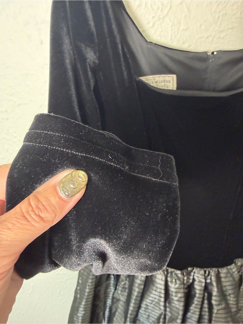 Vintage Jessica McClintock Size 12 Black Velvet Metallic Maxi Formal Dress - Picture 2 of 8